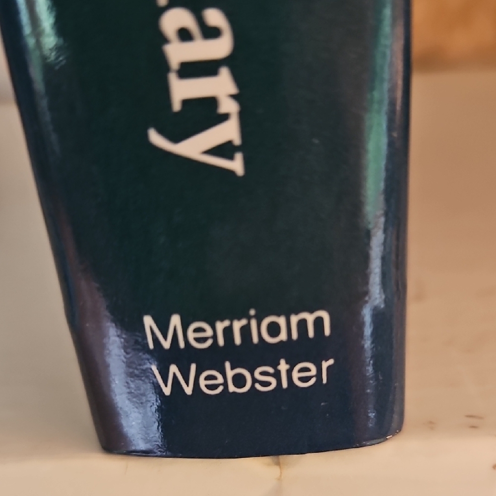 Webster's Compact Rhyming Dictionary - Picture 2 of 5